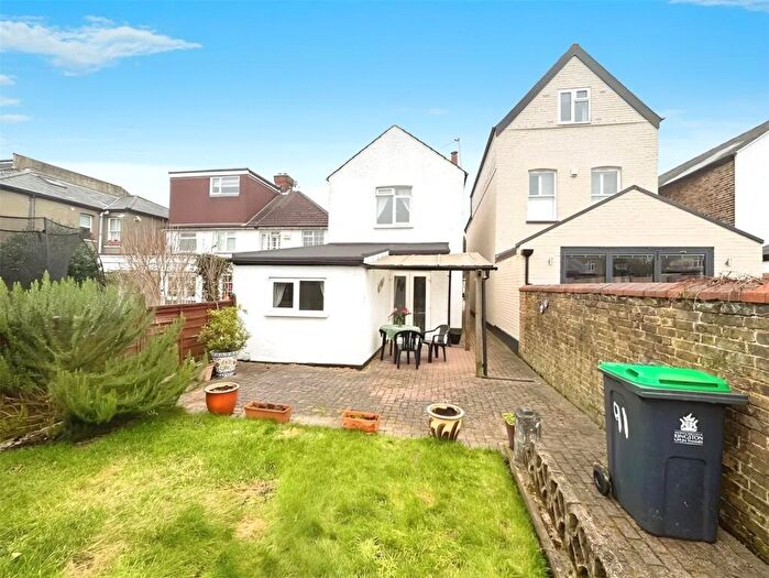 3 Bedroom Detached House For Sale In Douglas Road, Surbiton, KT6