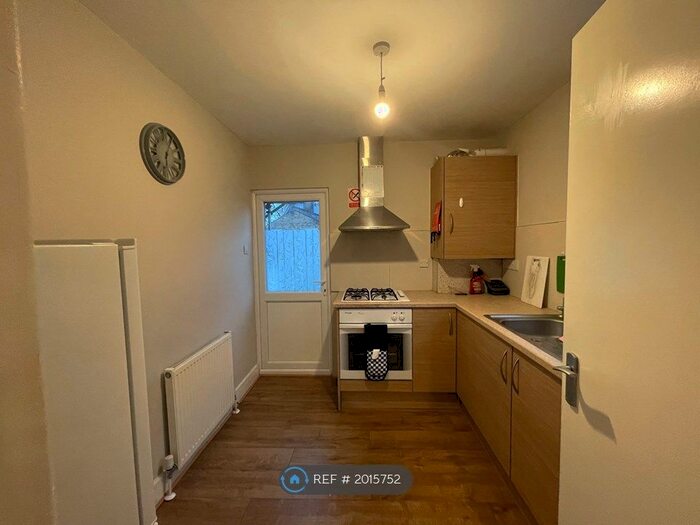 1 Bedroom Flat To Rent In Trundleys Road, London, SE8