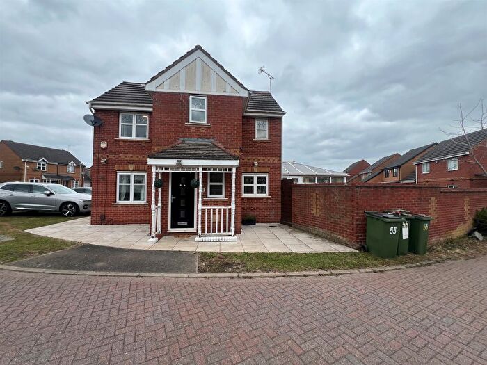 3 Bedroom Detached House For Sale In Gavin Close, Braunstone, Leicester, LE3