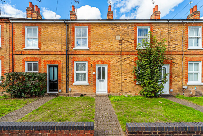 2 Bedroom Terraced House For Sale In Lattimore Road, St. Albans, Hertfordshire, AL1