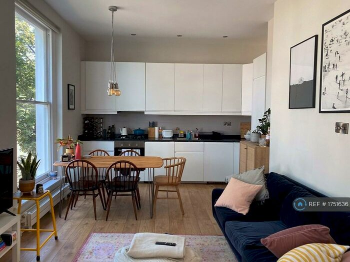 2 Bedroom Flat To Rent In Albion Road, London, N16