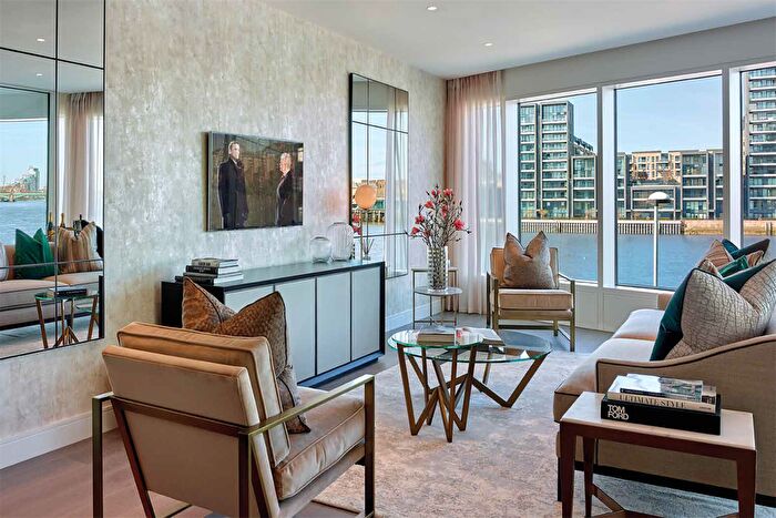 2 Bedroom Flat To Rent In Discovery House, Juniper Drive, SW18