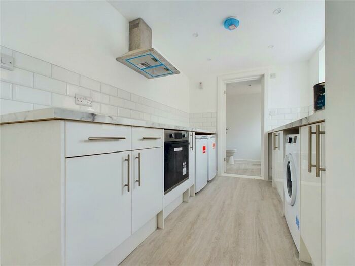 1 Bedroom Apartment To Rent In Portslade, East Sussex, BN41