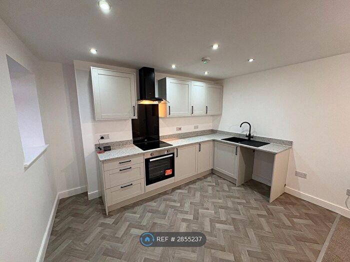 1 Bedroom Flat To Rent In Liscard Way, Wallasey, CH44