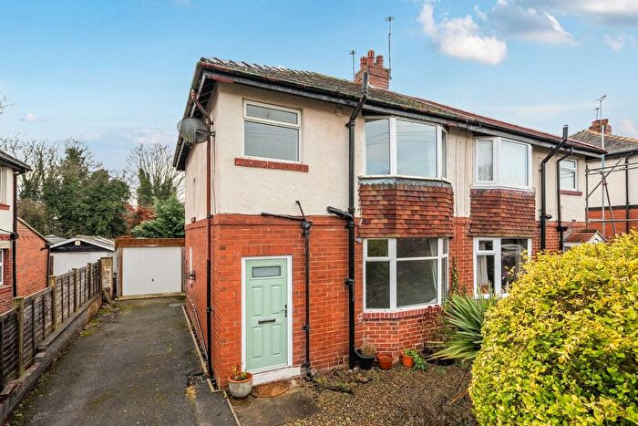 3 Bedroom Semi Detached House For Sale In Foxhill, Wetherby, LS22