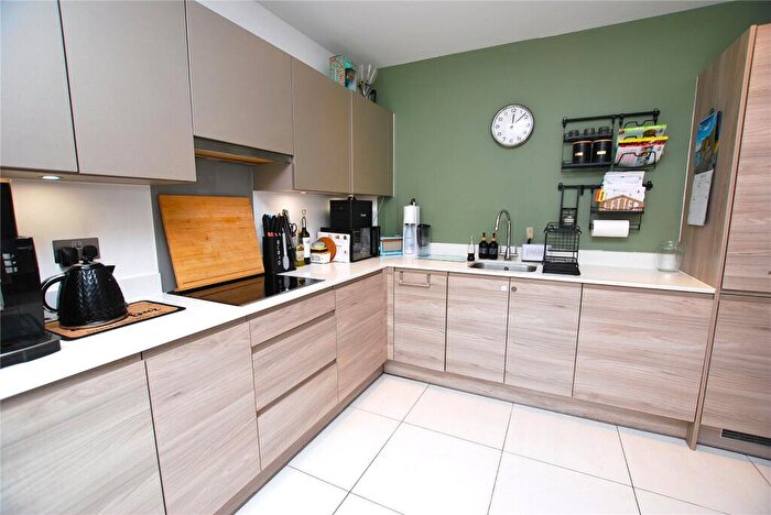 4 Bedroom Terraced House To Rent In Cottage Walk, Godalming, Surrey, GU7