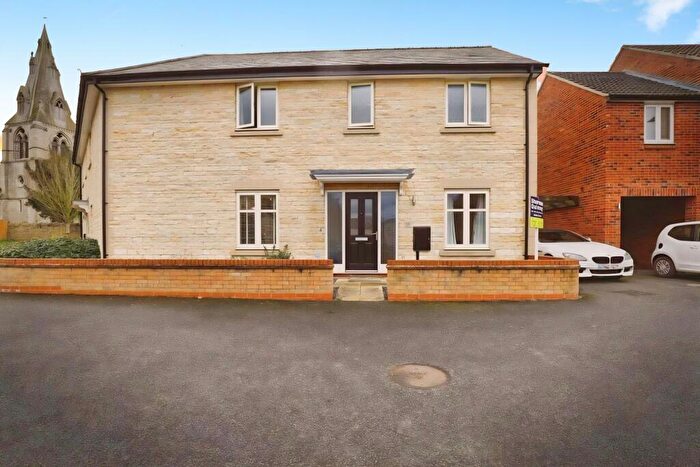 3 Bedroom House To Rent In St Marys Lane, Warmington, PE8