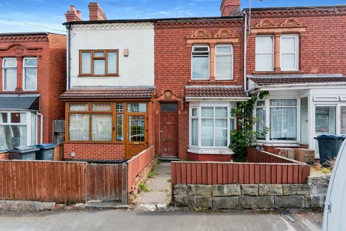 3 Bedroom House To Rent In Selsey Road, Birmingham, B17