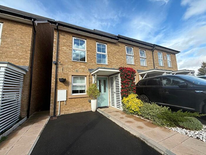 4 Bedroom House For Sale In Richmond Lane, Dartford, DA1