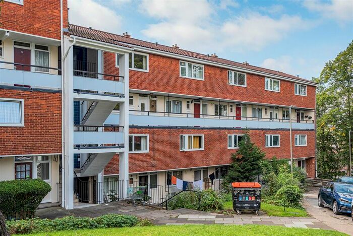 5 Bedroom Flat To Rent In Bessborough Road, London, SW15