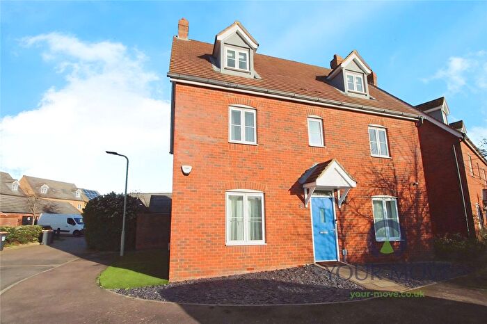 5 Bedroom Detached House To Rent In Wadsworth Court, Bedford, MK42