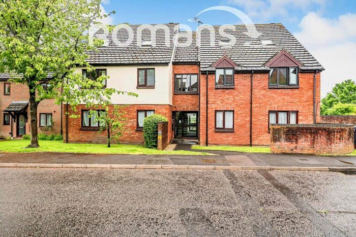 1 Bedroom Apartment To Rent In Windrush Court, HP13