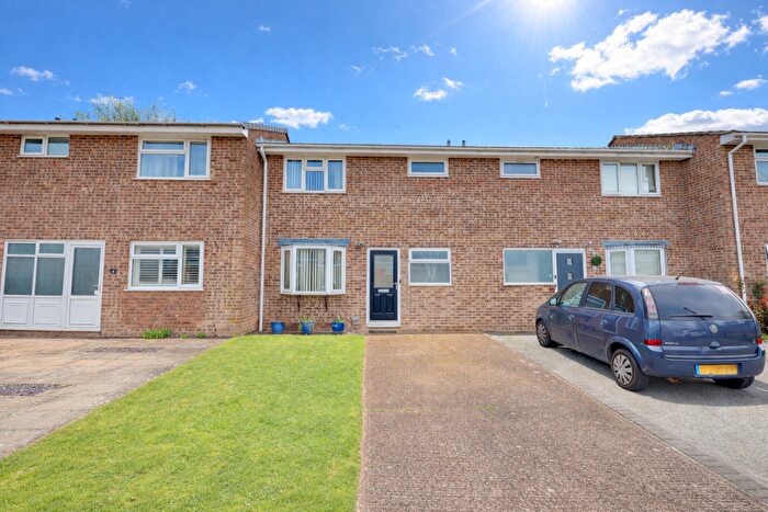 3 Bedroom Terraced House For Sale In Church View Close, Sholing, SO19