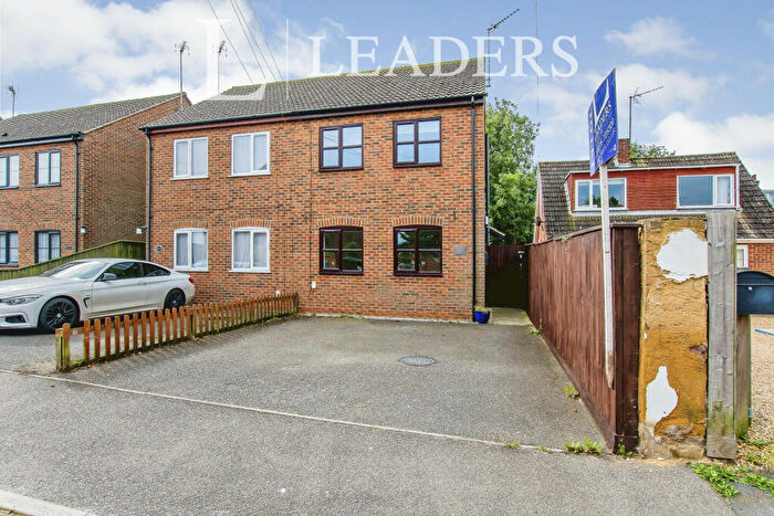 3 Bedroom Semi-Detached House To Rent In Wharf Street, Sutton Bridge, PE12