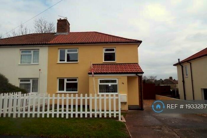 3 Bedroom Semi-Detached House To Rent In Dingle View, Bristol, BS9
