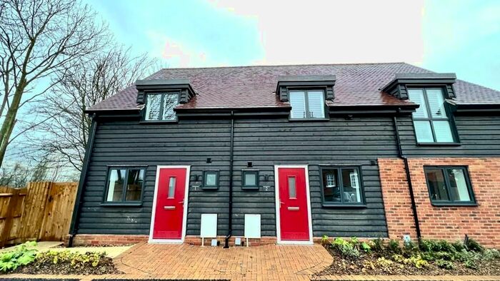 2 Bedroom End Of Terrace House To Rent In Warley Street, Great Warley, Brentwood, Essex, CM13