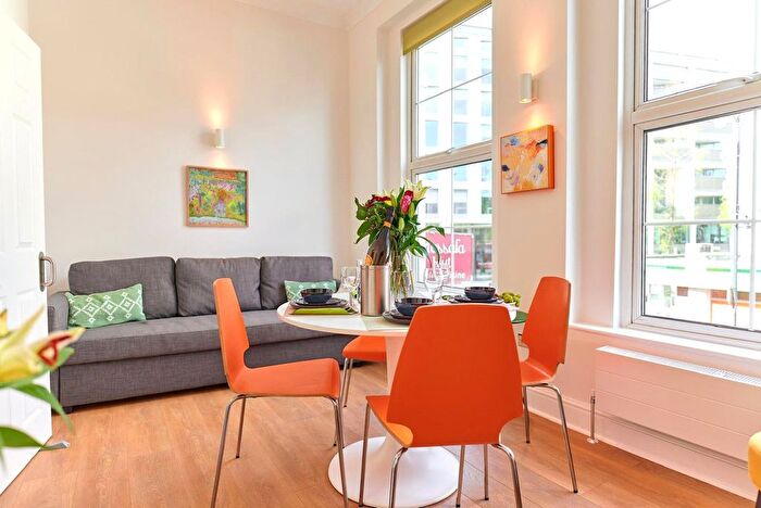 2 Bedroom Flat To Rent In Drummond Street, London, NW1