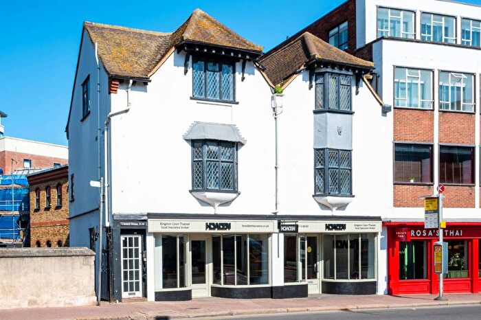 1 Bedroom Flat For Sale In High Street, Kingston, Kingston Upon Thames, KT1