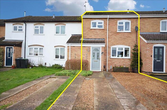 3 Bedroom Terraced House For Sale In Whittam Close, Raunds, Northamptonshire, NN9