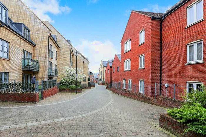 1 Bedroom Apartment To Rent In Coopers Yard Paynes Park, Hitchin, Hertfordshire, SG5