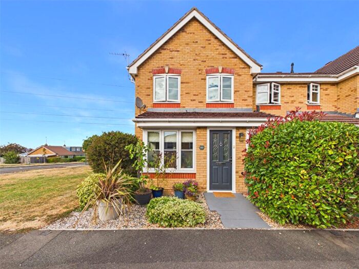 3 Bedroom End Of Terrace House For Sale In Triscombe Way, Cheltenham, Gloucestershire, GL51