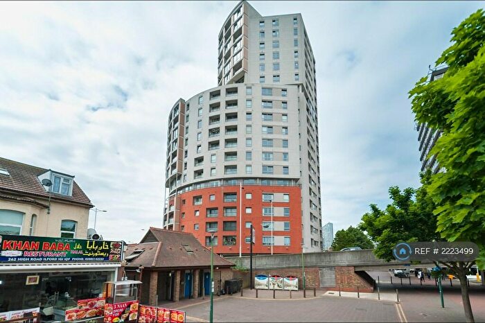 2 Bedroom Flat To Rent In High Road, Ilford, IG1