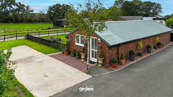 2 Bedroom Cottage For Sale In Copyholt Lane, Stoke Pound, B60