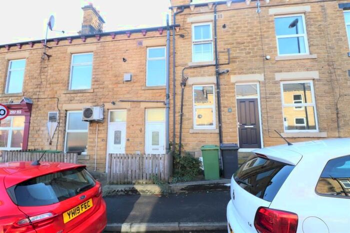 1 Bedroom Flat To Rent In Nunthorpe Road, Leeds, LS13