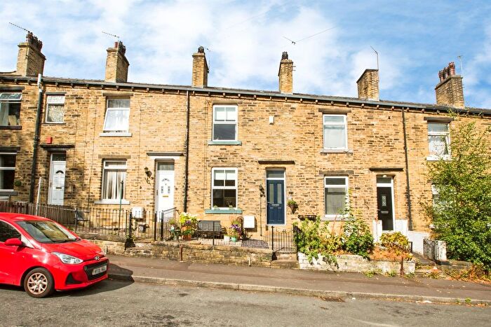 2 Bedroom Terraced House For Sale In Emscote Grove, Halifax, HX1