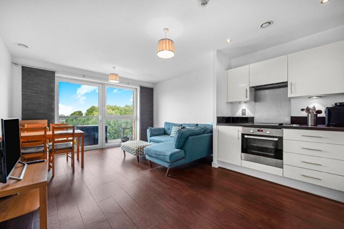 2 Bedroom Flat To Rent In Mandara Place, Yeoman Street, SE8