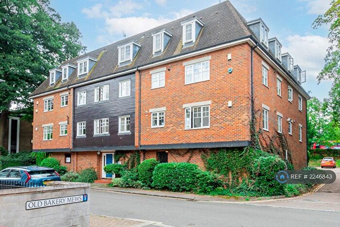 2 Bedroom Flat To Rent In Jerome House, Hampton Wick, Kingston Upon Thames, KT1
