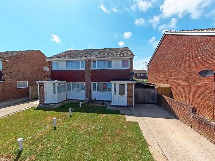 3 Bedroom Semi-Detached House For Sale In Moorhen Way, North Bersted, Bognor Regis, West Sussex, PO22