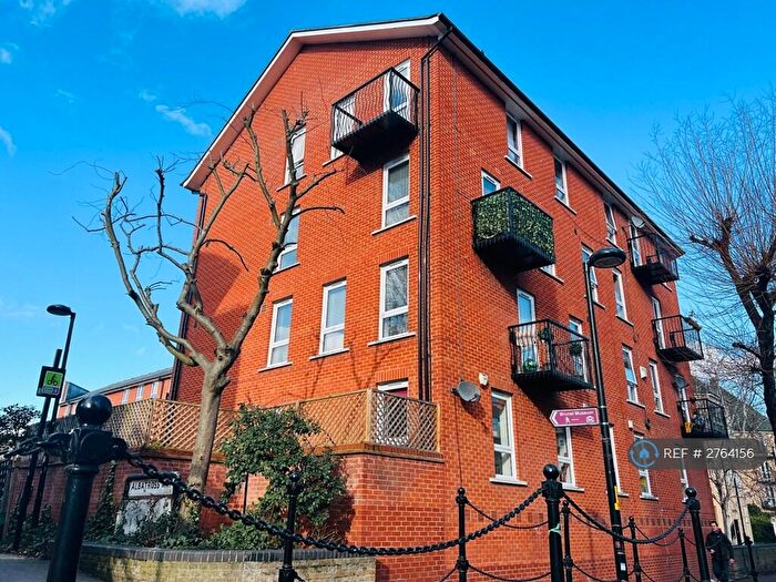 1 Bedroom Flat To Rent In Basque Court, London, SE16