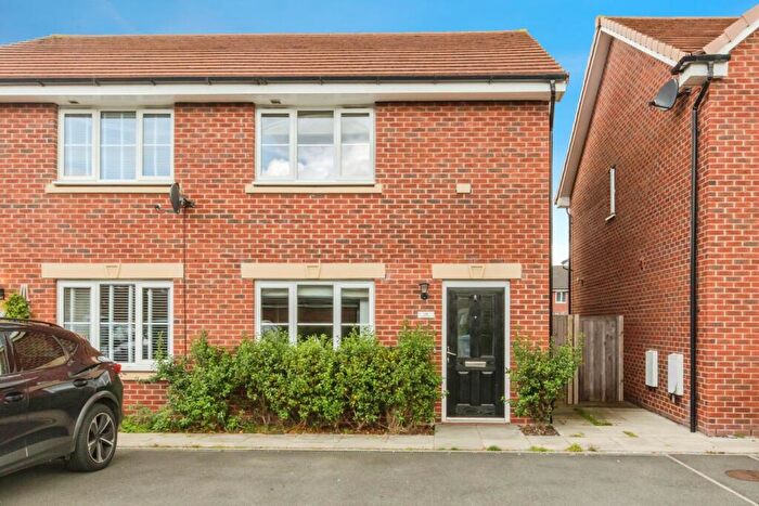 3 Bedroom Semi-Detached House For Sale In Brogden Drive, Willaston, Nantwich, Cheshire, CW5