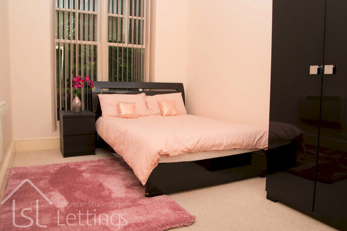2 Bedroom Apartment To Rent In Knighton Road, Leicester, LE2