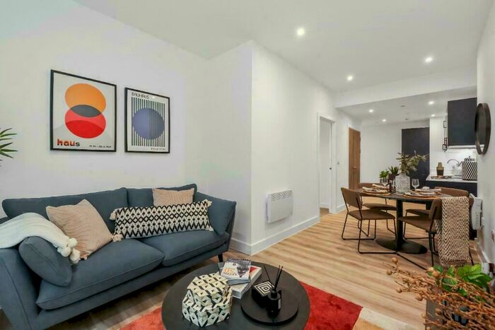 1 Bedroom Apartment To Rent In Soyo Square, Leeds, West Yorkshire, LS2