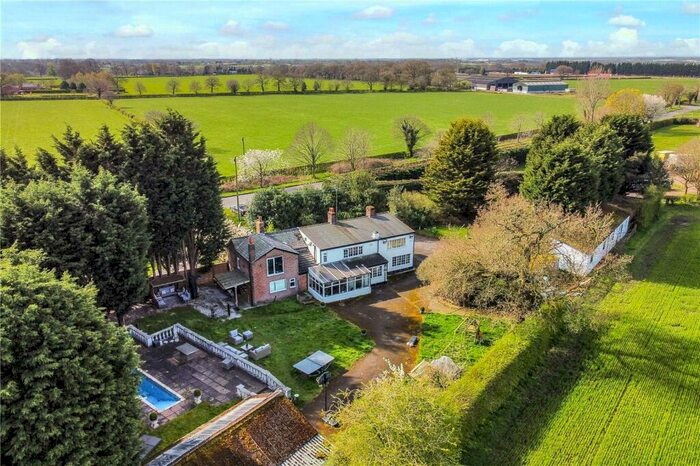 6 Bedroom Equestrian Facility For Sale In Middlewich Road, Cranage, CW4