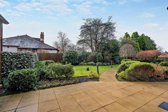 1 Bedroom Flat For Sale In Lawn Court, Longsight Lane, Bolton, BL2