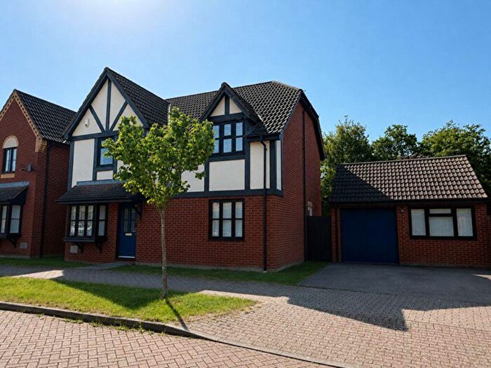 4 Bedroom Detached House For Sale In Cruickshank Grove, Crownhill, Milton Keynes, MK8