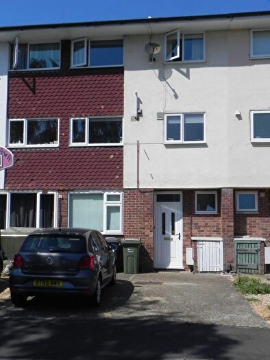 4 Bedroom Terraced House To Rent In Guildford Park Avenue, Guildford, GU2