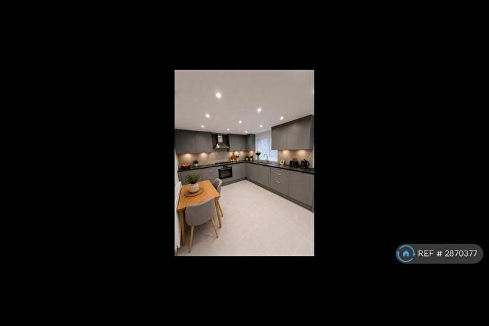6 Bedroom Semi-Detached House To Rent In Field End Road, Ruislip, HA4