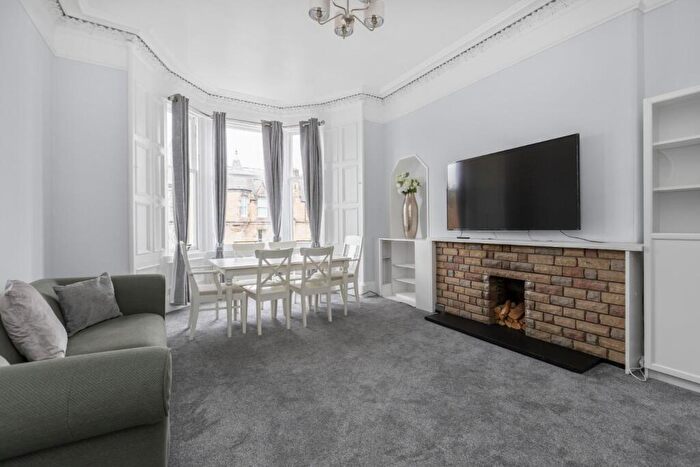 3 Bedroom Flat To Rent In Roseneath Place, Marchmont, Edinburgh, EH9