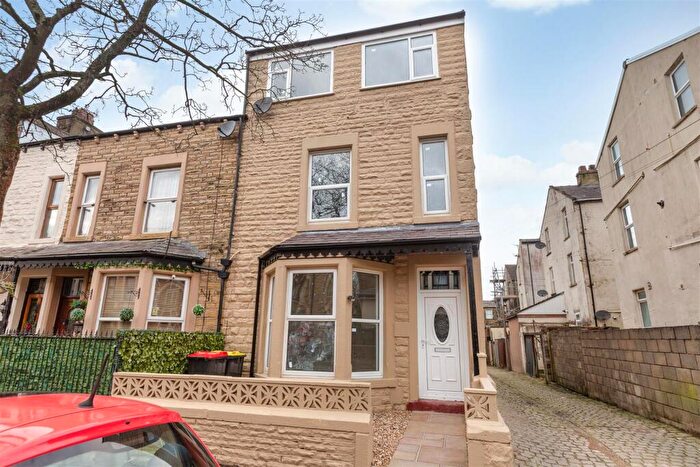 5 Bedroom End Of Terrace House For Sale In Westminster Road, Morecambe, LA4