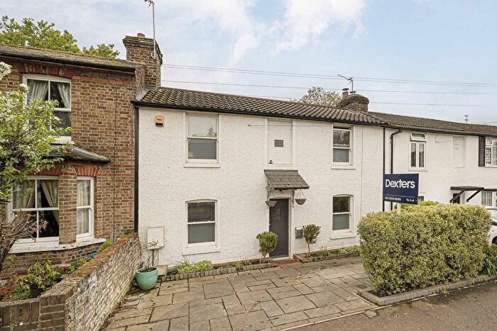 2 Bedroom Terraced House To Rent In Cross Street, Hampton Hill, TW12