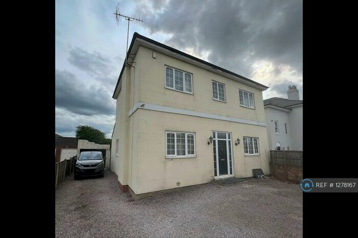 4 Bedroom Detached House To Rent In Gloucester Rd, Cheltenham, GL51
