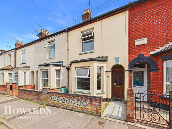 3 Bedroom Terraced House For Sale In Worthing Road, Lowestoft, NR32