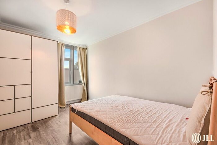 1 Bedroom Flat To Rent In Cedars Road, London, SW4