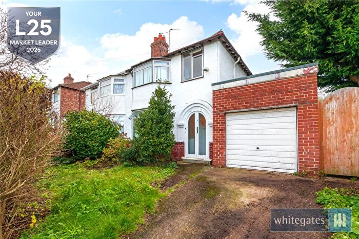 3 Bedroom Semi Detached House For Sale In Highoaks Road, Liverpool, Merseyside, L25
