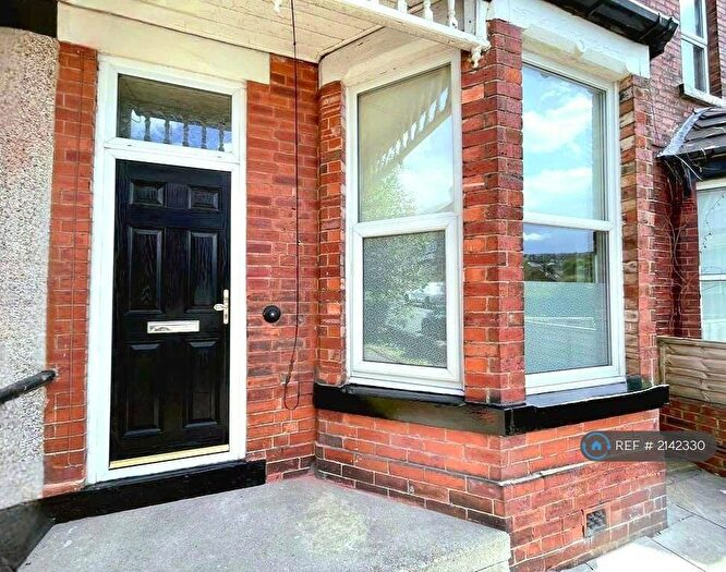 1 Bedroom Flat To Rent In Landseer Avenue, Leeds, LS13