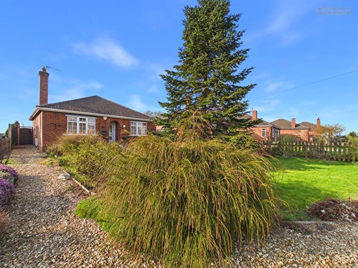 3 Bedroom Detached Bungalow For Sale In London Road, Frampton, Boston, PE20